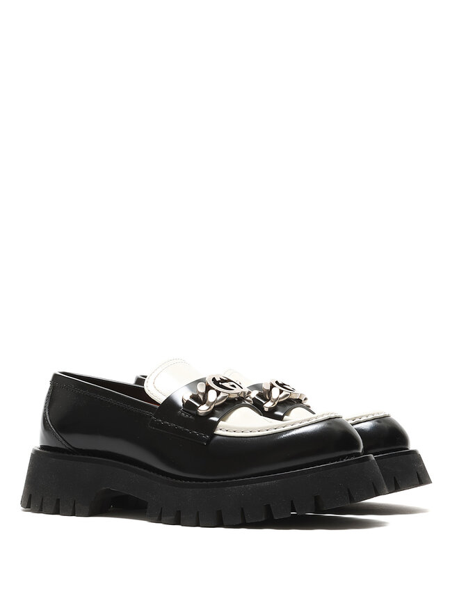 GUCCI Gucci Chain Detail Leather Loafers