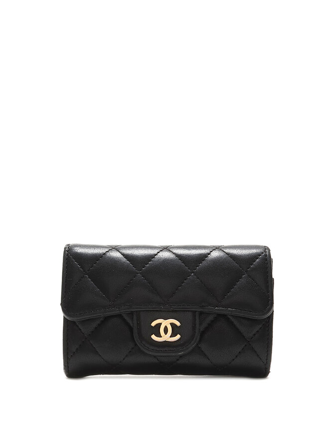 CHANEL Porte-cartes en cuir matelassé