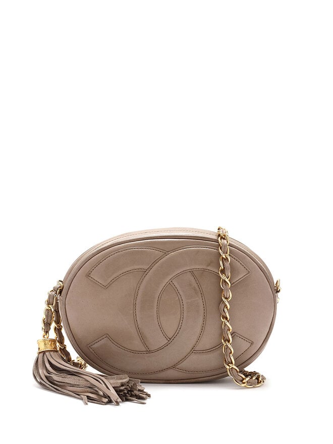 CHANEL Sac à Bandoulière à Logo Embossé