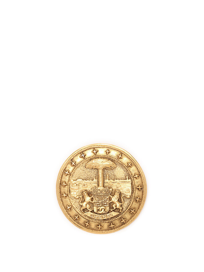 CHANEL Gold Lion Crest Brooch