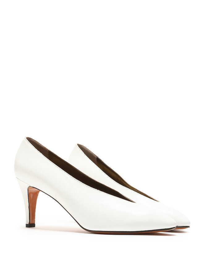 Yves Saint Laurent Pointed-Toe Grained Leather Pumps