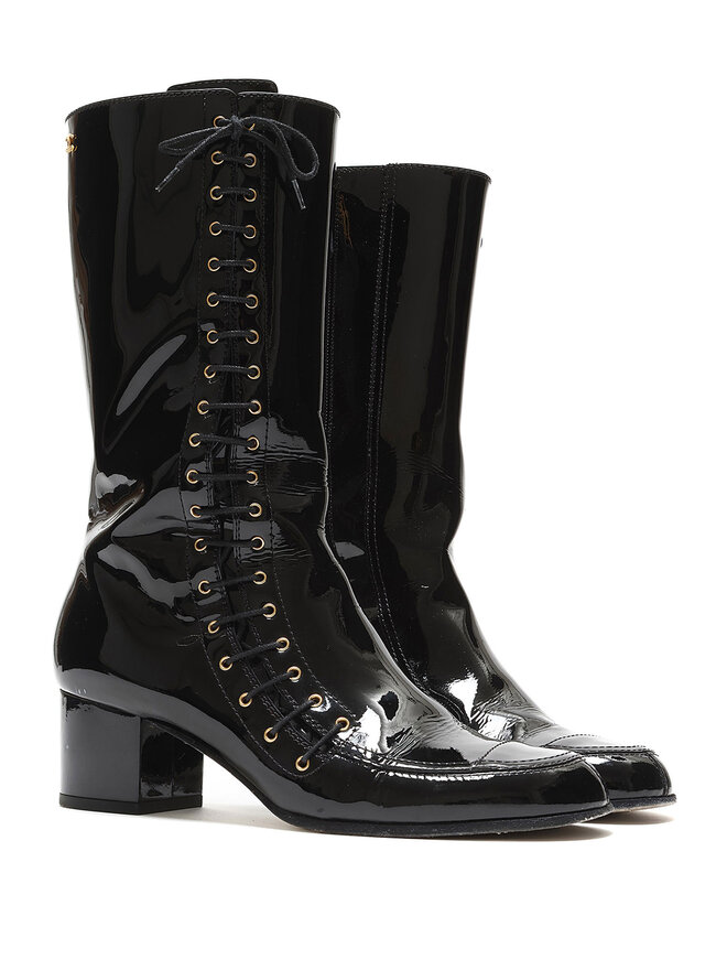 CHANEL Bottes à Lacets Cuir Verni Matelassé