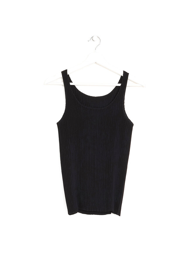 ISSEY MIYAKE Pleated Stretch Tank Top