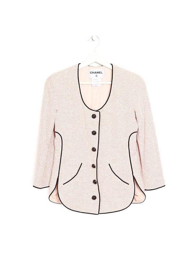 CHANEL Blazer Rose Pâle à Col Revers