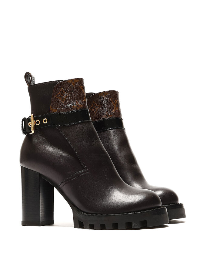 LOUIS VUITTON Monogram Grained Leather Boots
