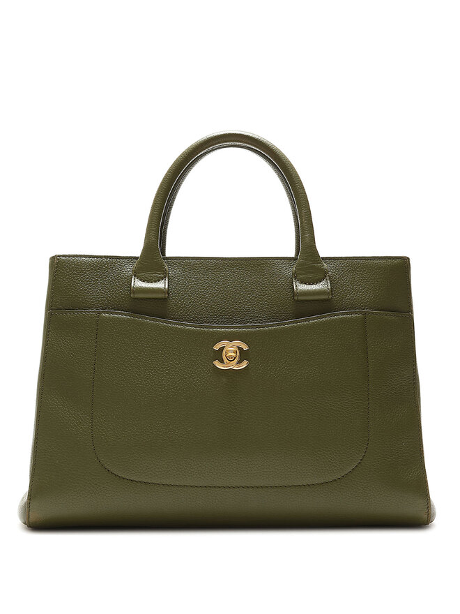 CHANEL Green Leather Tote Bag