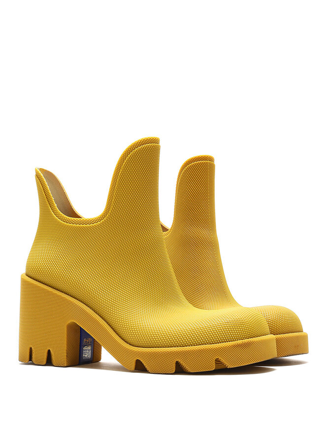 BURBERRY Yellow Ankle Boots