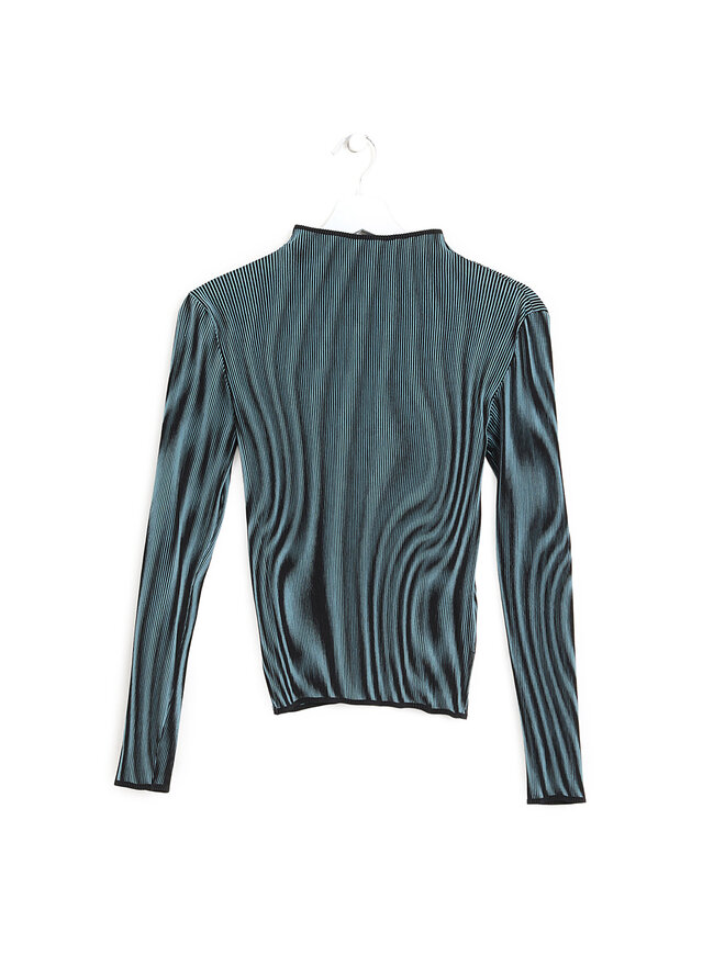 ISSEY MIYAKE FÊTE Pleated Long Sleeve Top