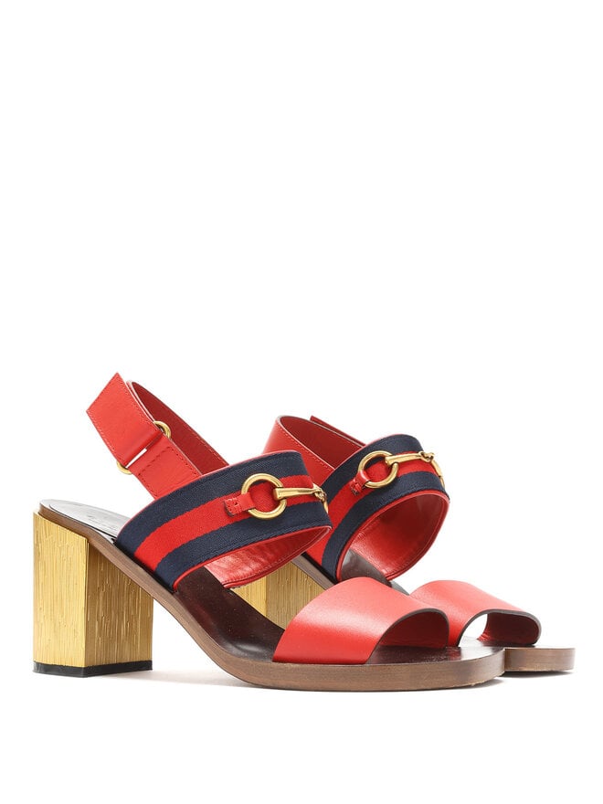 GUCCI Sandales en cuir rayées avec anneaux dorés
