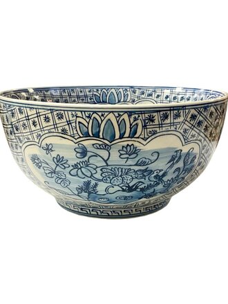 Blue and White Medallion Flower and Bird Bowl