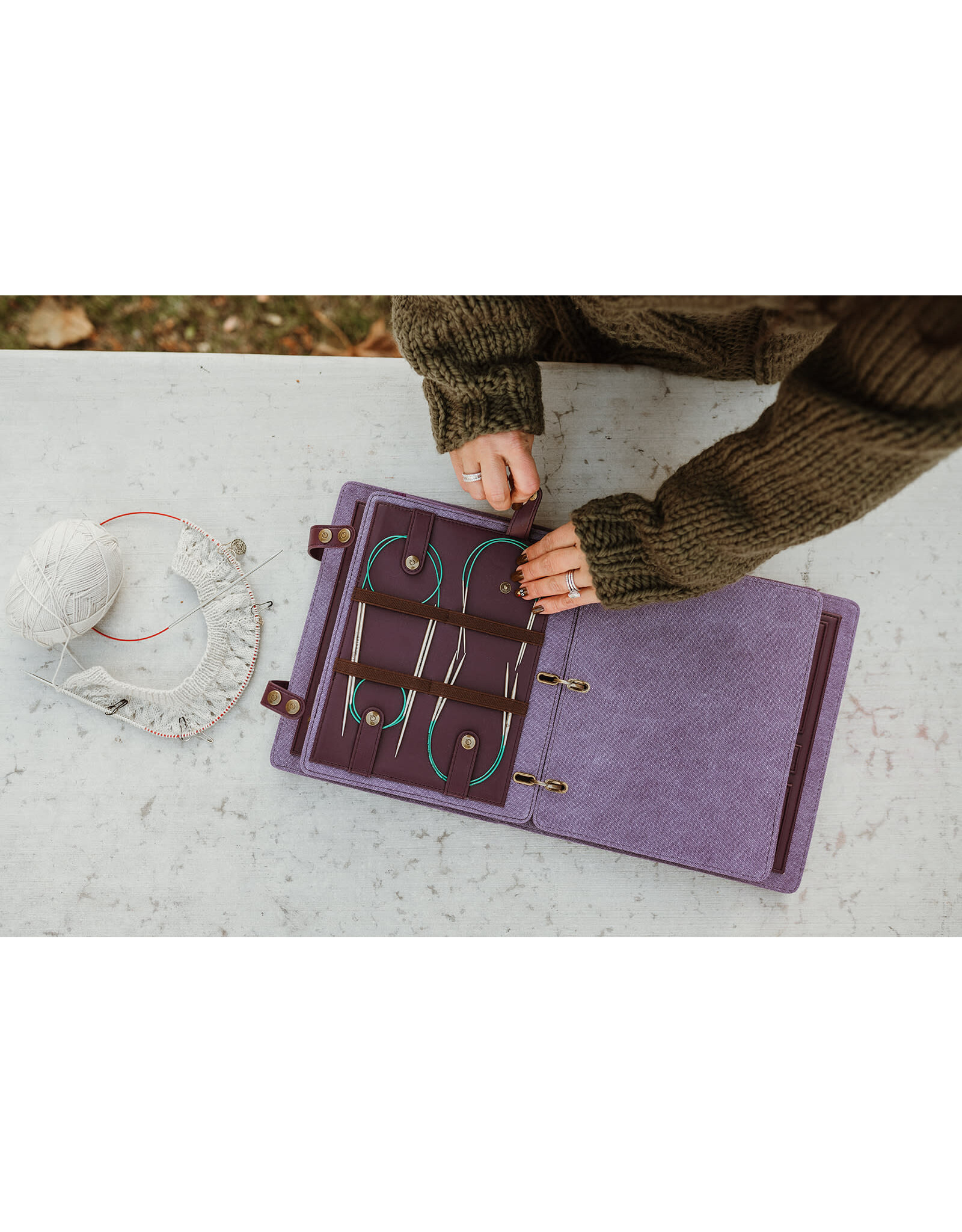 Della Q Della Q - Hook & Needle Notebook - Plum