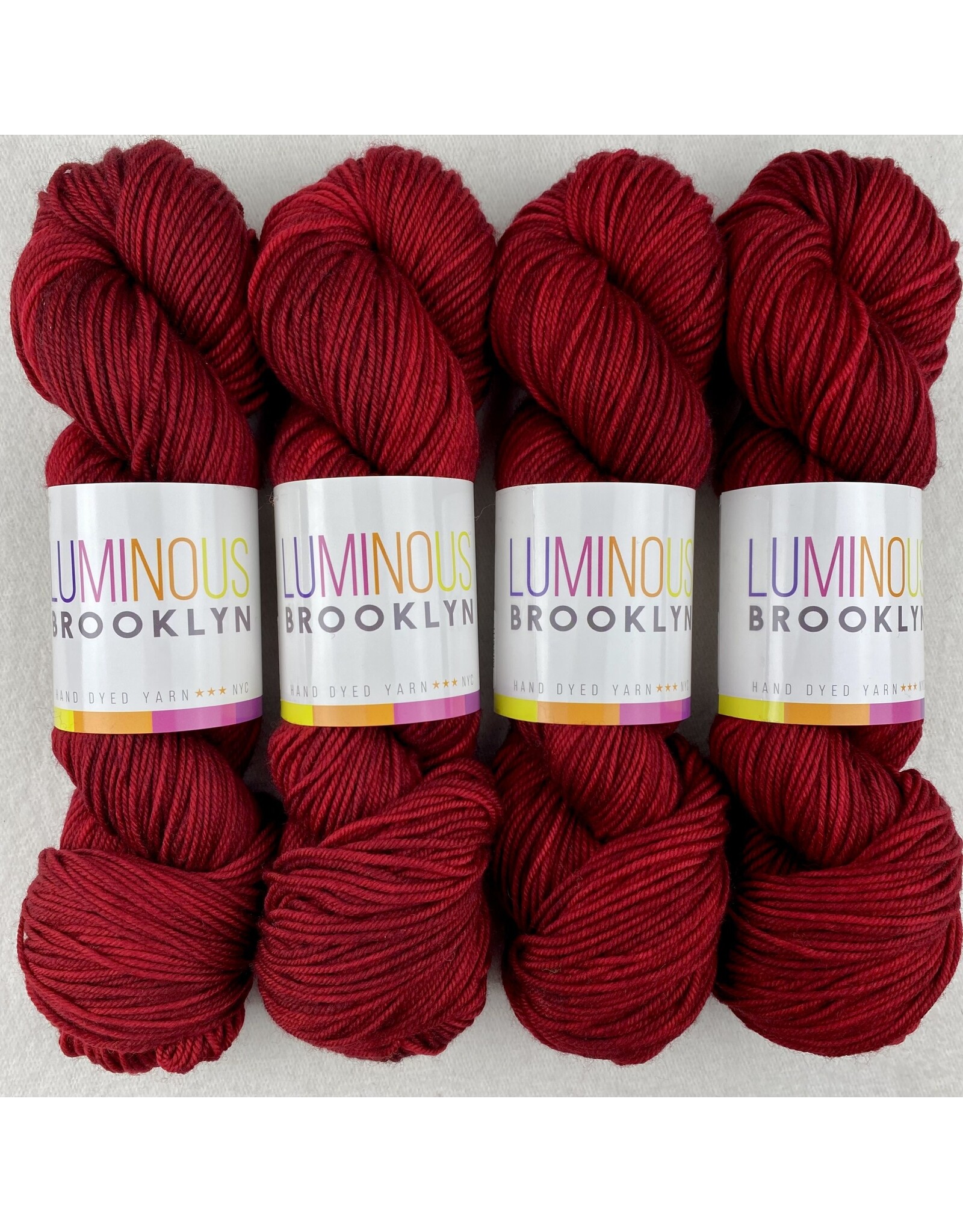 Luminous Brooklyn Femme Fatale - Sport - Luminous Brooklyn