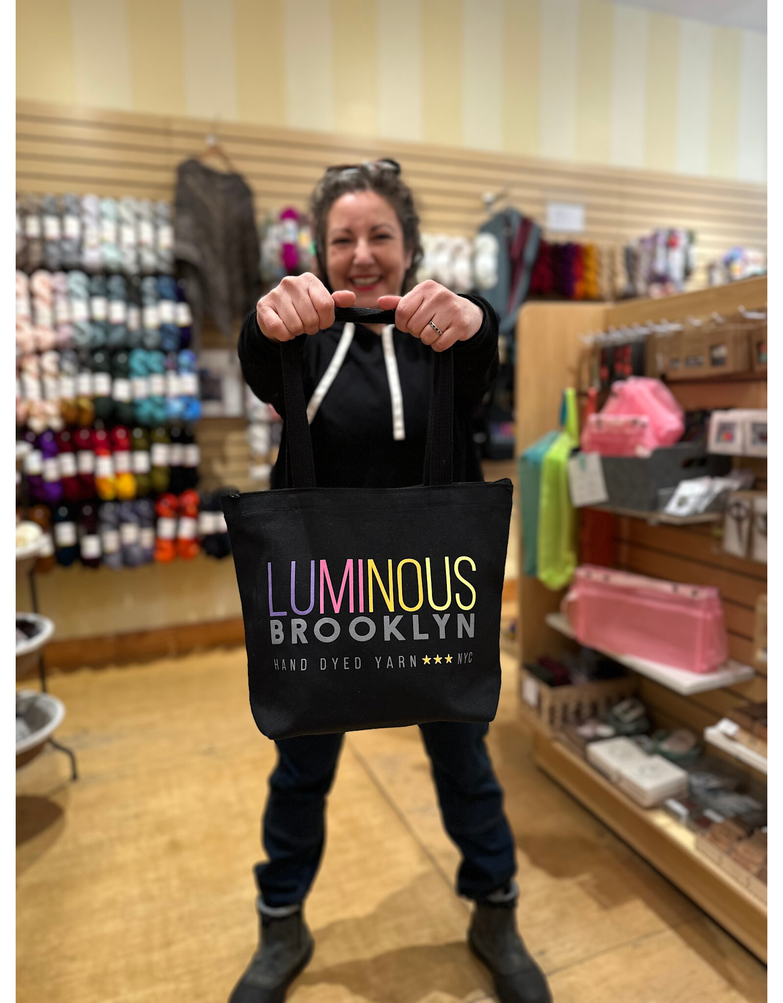 Luminous Brooklyn Luminous Brooklyn black zipper project bag
