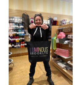 Luminous Brooklyn Luminous Brooklyn black zipper project bag