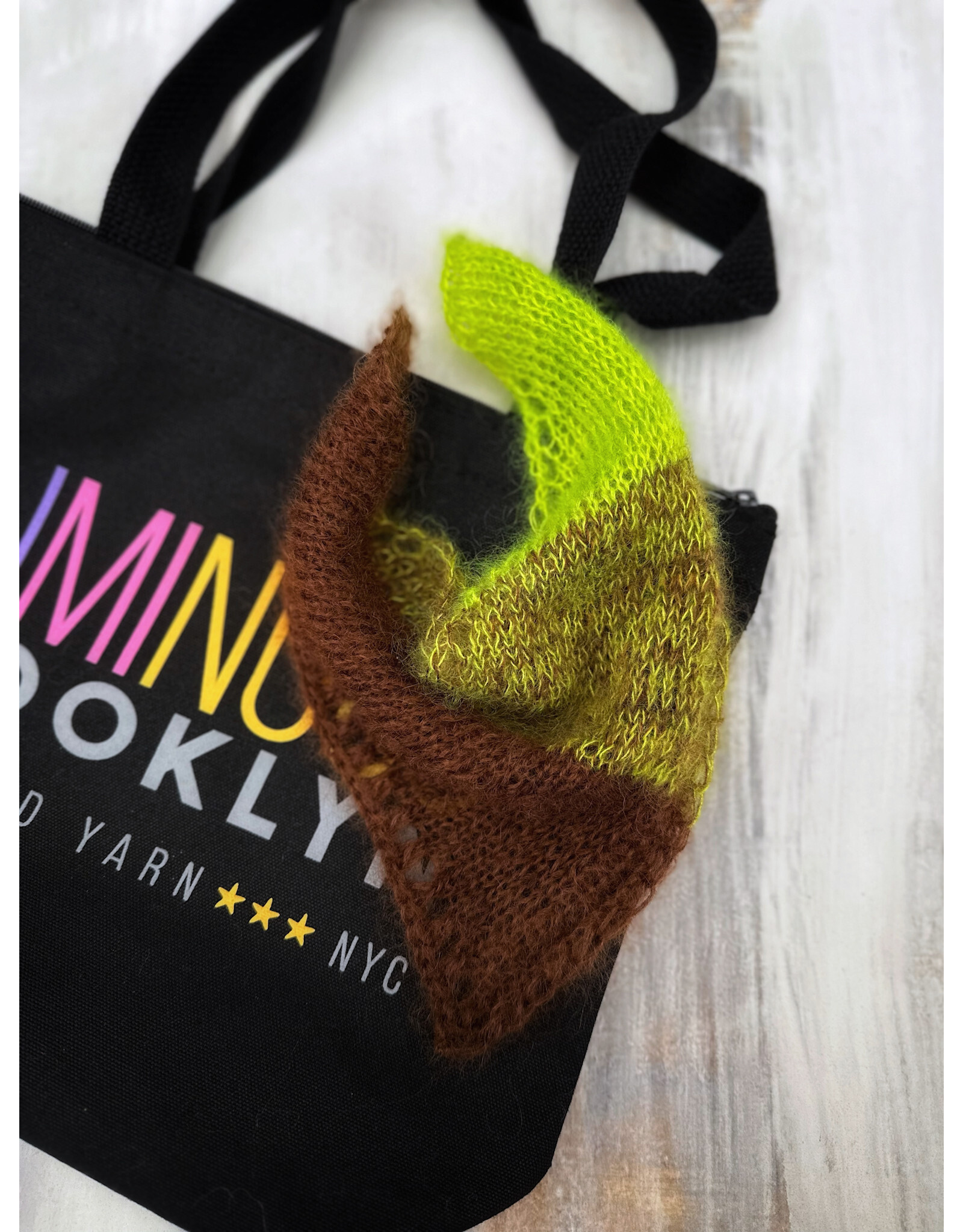 Timber & Big Apple Speedwell Shawl Kit #2