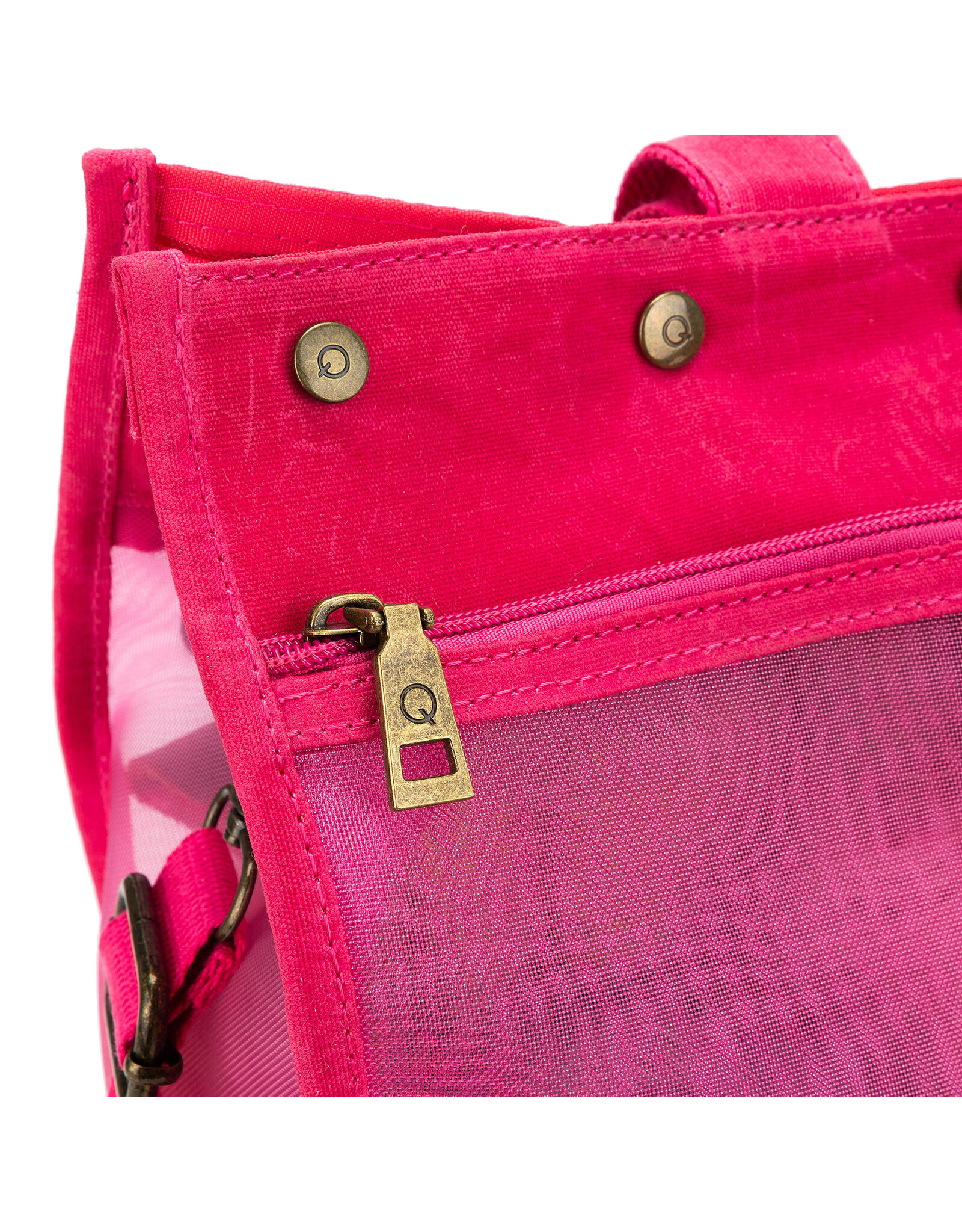 Della Q Limited Edition Maker's Mesh Tote Vivid Rose