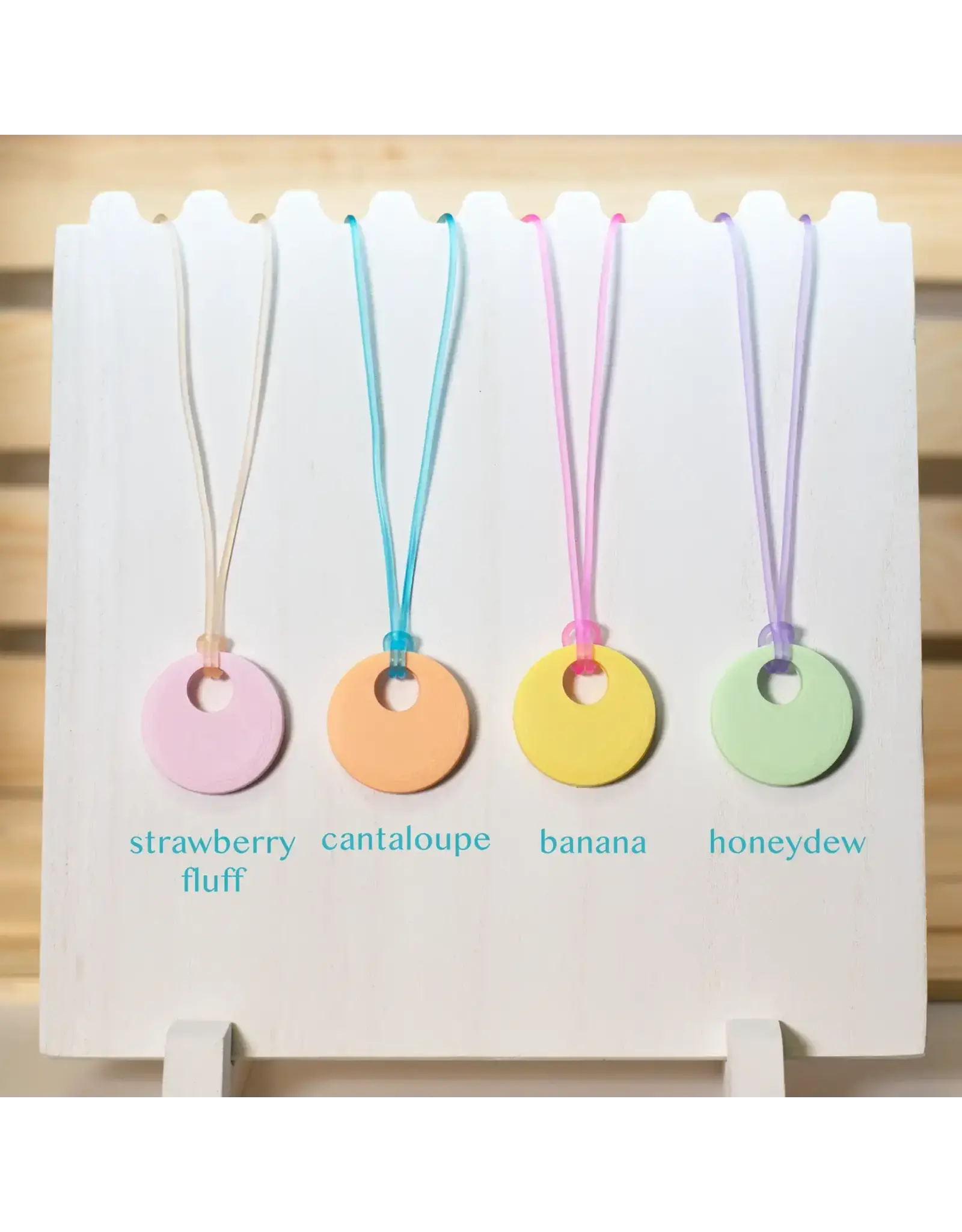 Magnetic Needle Minder Necklace - Honeydew - Blue Bird Makery