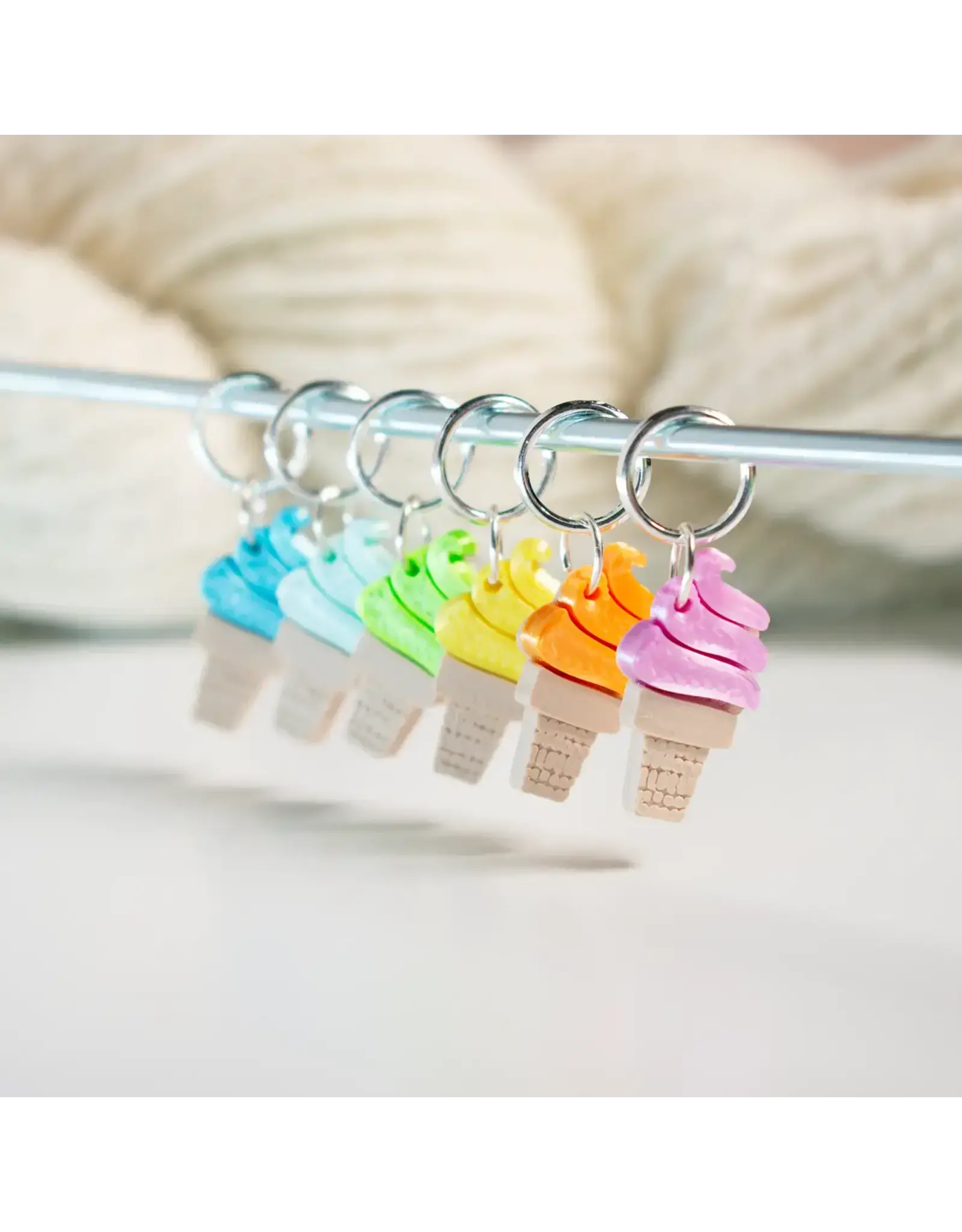 Blue Bird Makery Ring Stitch Markers - Twisty Freeze - Blue Bird Makery