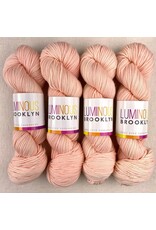 Luminous Brooklyn Peachpuff - Sport - Luminous Brooklyn