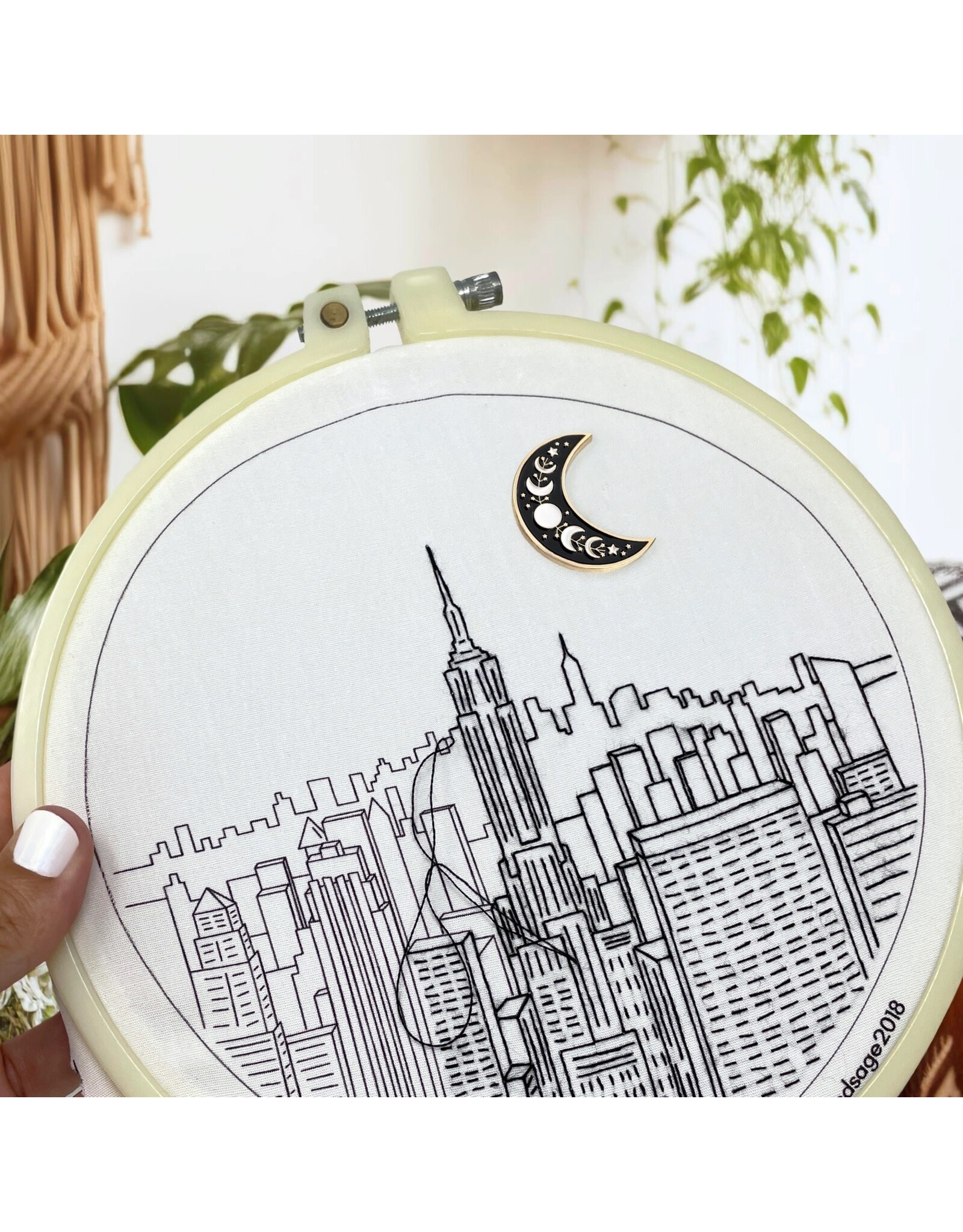 Embroidery & Sage Moon and Stars Magnetic Needle Minder - Embroidery and Sage