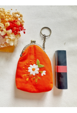 Quince Fables Floral Embroidered Keychain Pouch - White Daisy - Quince Fables