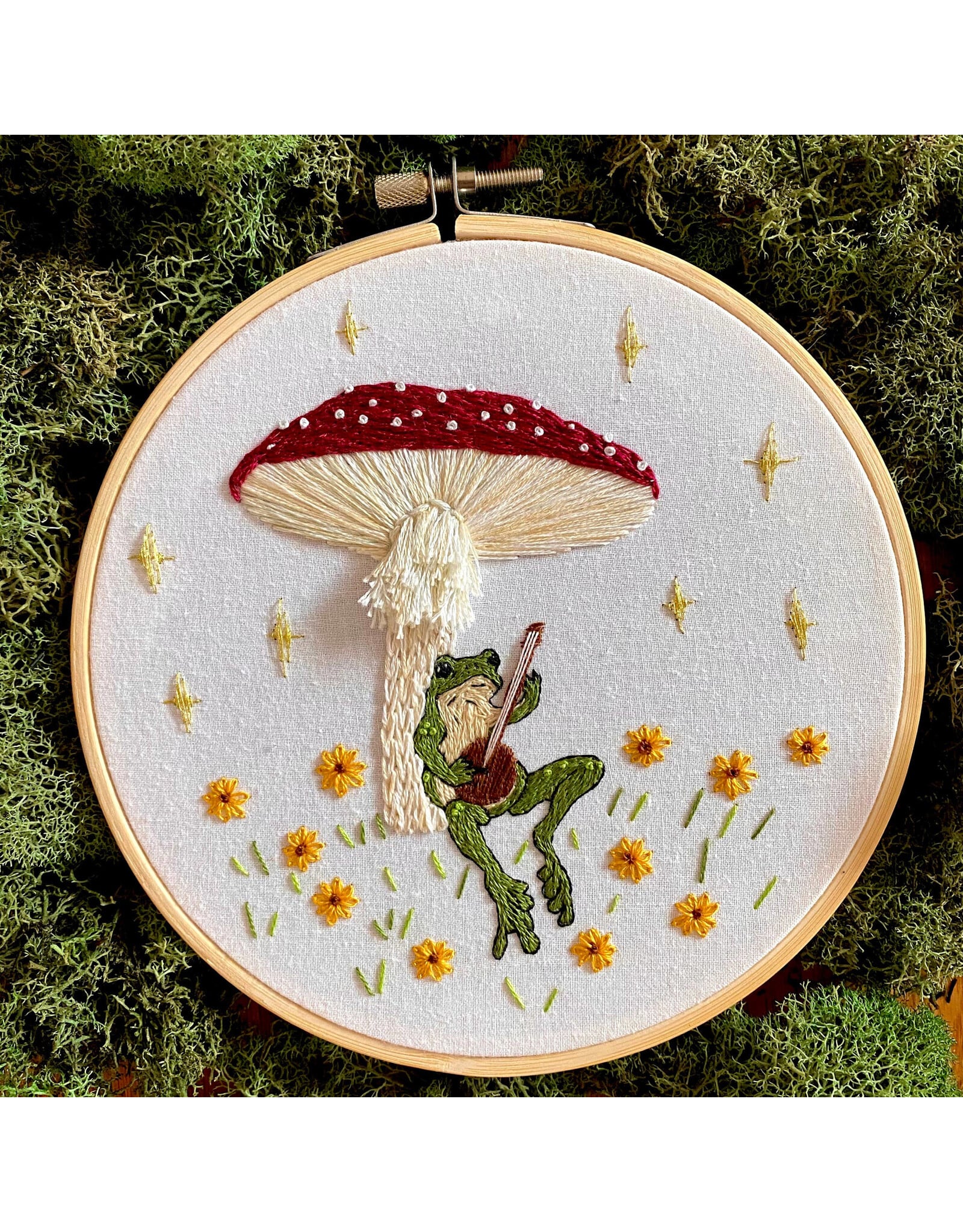 Stitches By Tiff Toadstool Serenade Frog & Mushroom Craft Diy Embroidery Kit - Stitches By Tiff