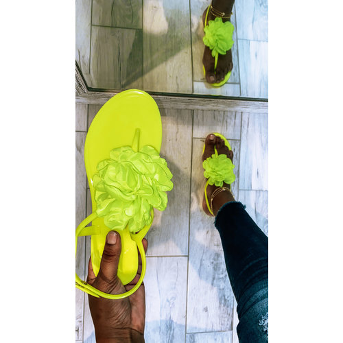 Flower Pop Jelly Sandals Yellow Flower Pop Jelly Sandals Yellow