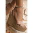 Get On Up Straw Wedges
