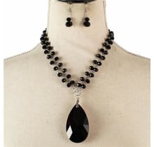 Blended Beauty Crystal Necklace Set - Black