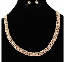 Lay Me Down Necklace Set - Gold