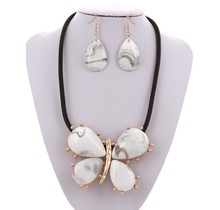Skyler Necklace Set - White