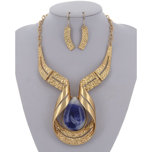 Irresistible Necklace Set - Blue Irresistible Necklace Set - Blue