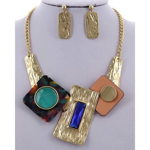 Shape Of Me Necklace Set - Multi Shape Of Me Necklace Set - Multi