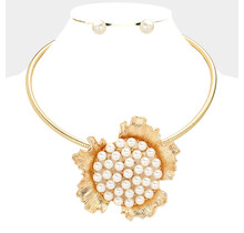 Stop In The Name Of Pearl Necklace Set - Gold