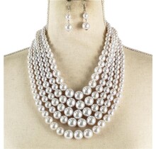 In The Layer Five Strand Pearl Necklace Set - White
