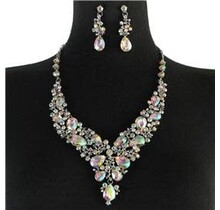 Crystal Cascade Necklace Set - Silver Iridescent