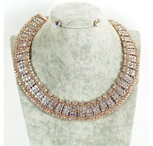 First Class Bling Necklace Set - Gold Iridescent