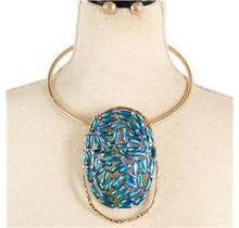 Lost In The Galaxy Necklace Set - Blue Iridescent