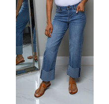 Cuff It Straight Leg Jeans - Light Wash