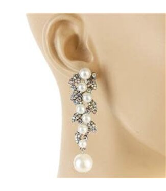 Made For You Pearl Earrings - Silver Iridescent