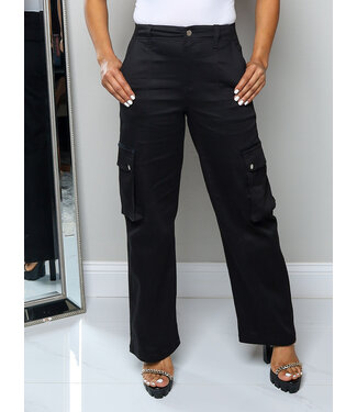 Street Sleek Cargo Pants - Black