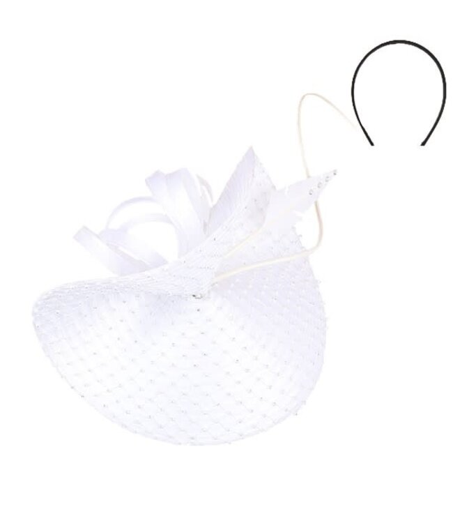 Extraordinary Elegance Fascinator - White