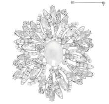 Eternal Beauty Brooch - Silver Pearl