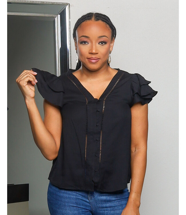 FINE LINE BUTTONED TOP