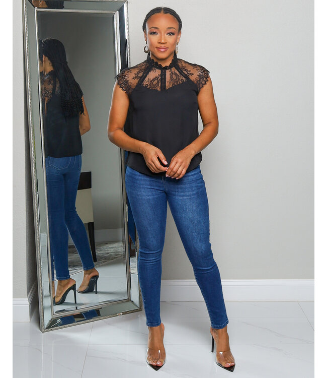 BENEATH THE LACE TOP BLACK