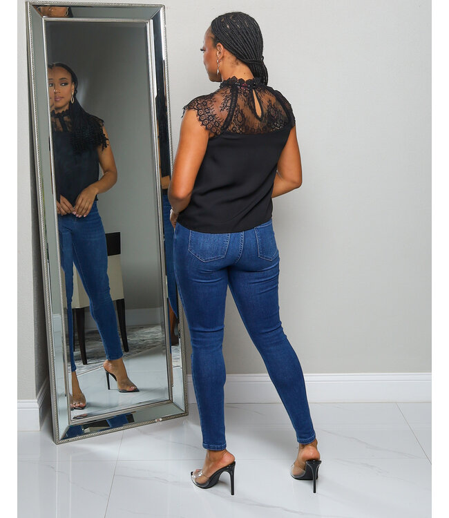BENEATH THE LACE TOP BLACK