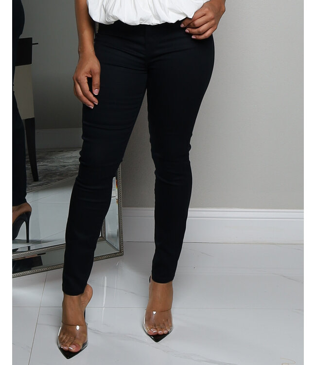KICK IT WITH ME HIGH RISE SKINNY JEANS - BLACK