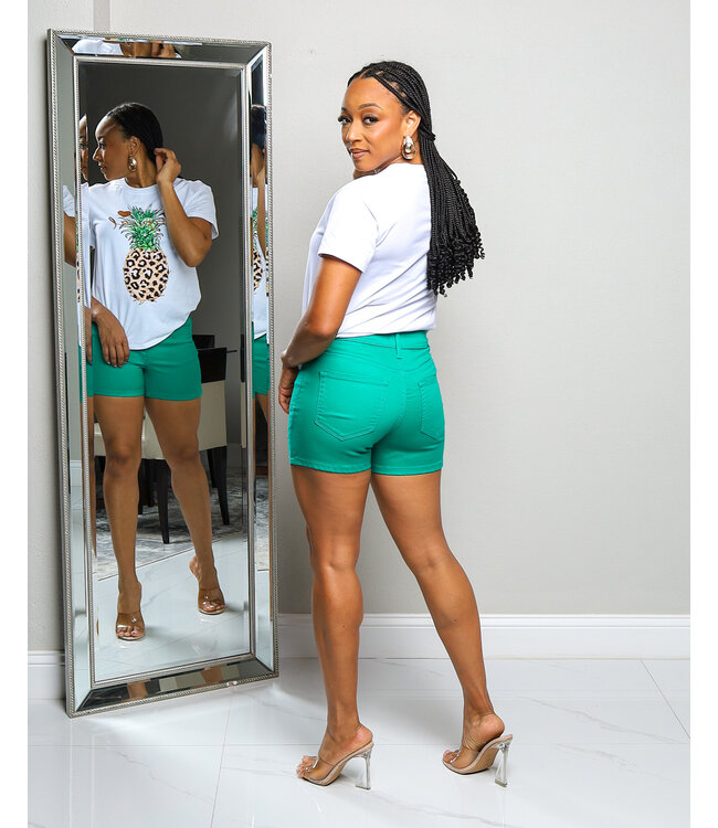 HOT SHOT HIGH RISE SHORTS -  KELLY GREEN