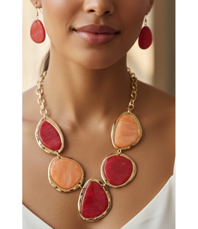 WHAT A WONDER NECKLACE SET - CORAL