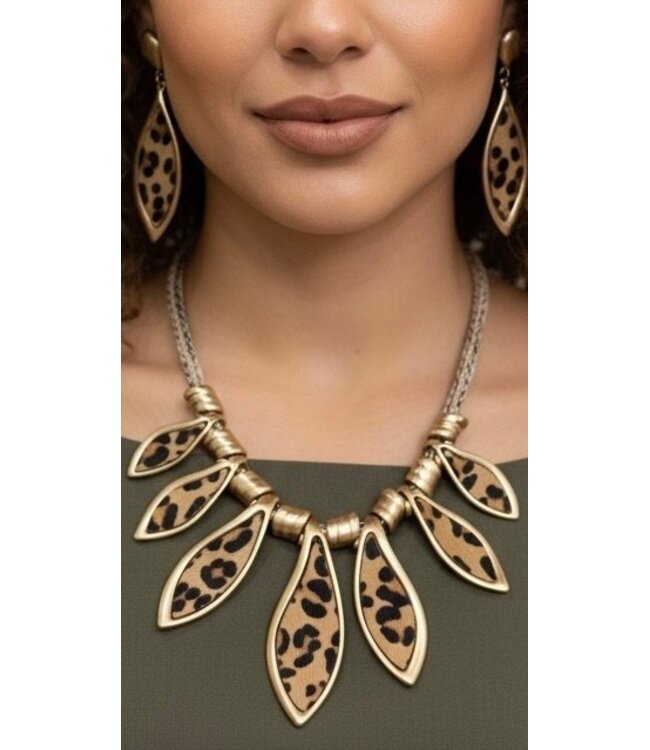 WILD THANG NECKLACE SET - GOLD